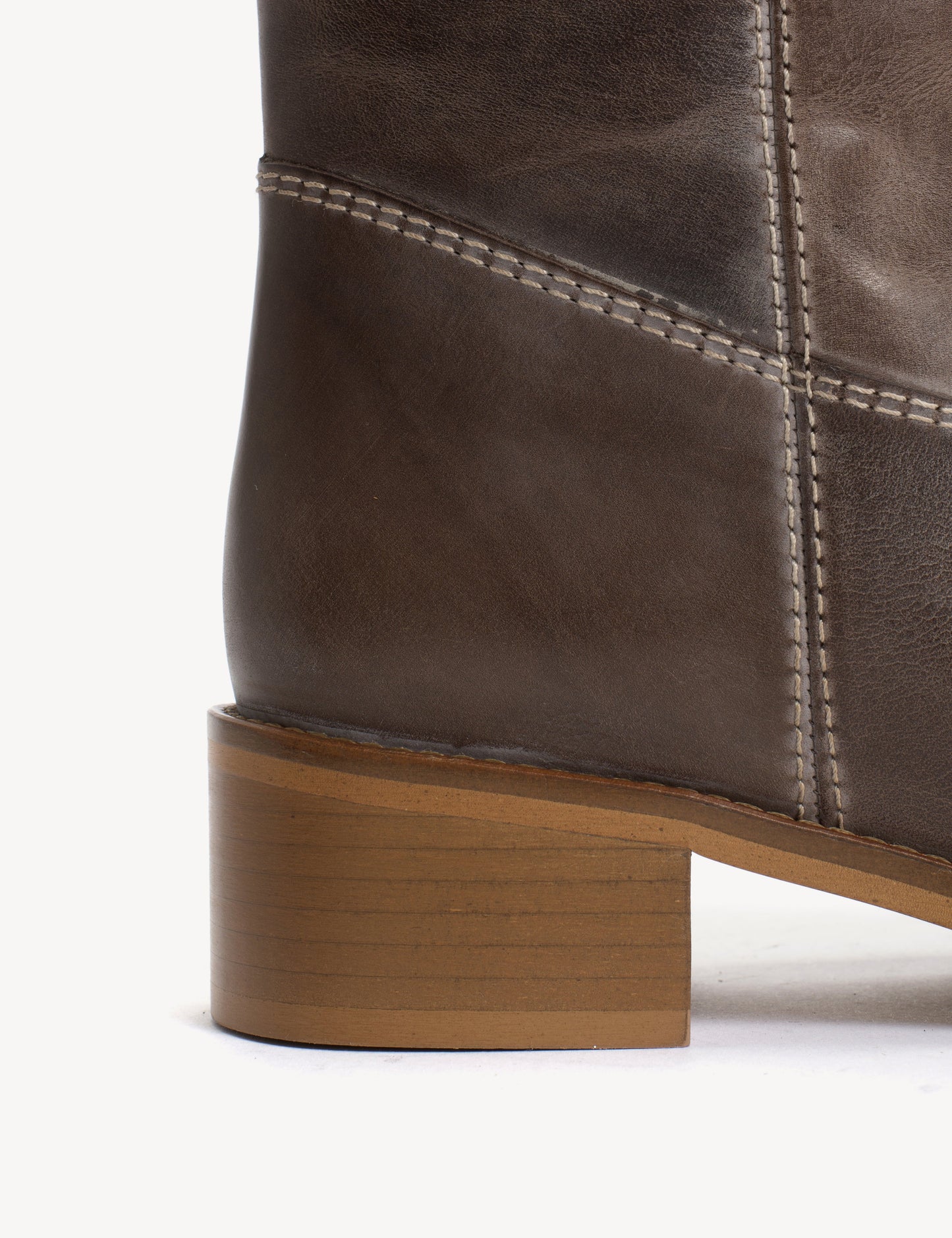 Dico Copenhagen Julia Botas Gaucho Marrón Piel Escovado